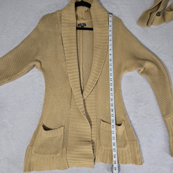 Express Chunky Knit Tan Open Front Belted Slouchy Oversized Sweater Cardigan XS - Picture 8 of 9